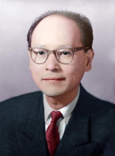 Bộ trưởng Hoàng Minh Giám